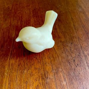 Beautiful Glass Fenton Glass Art Bird